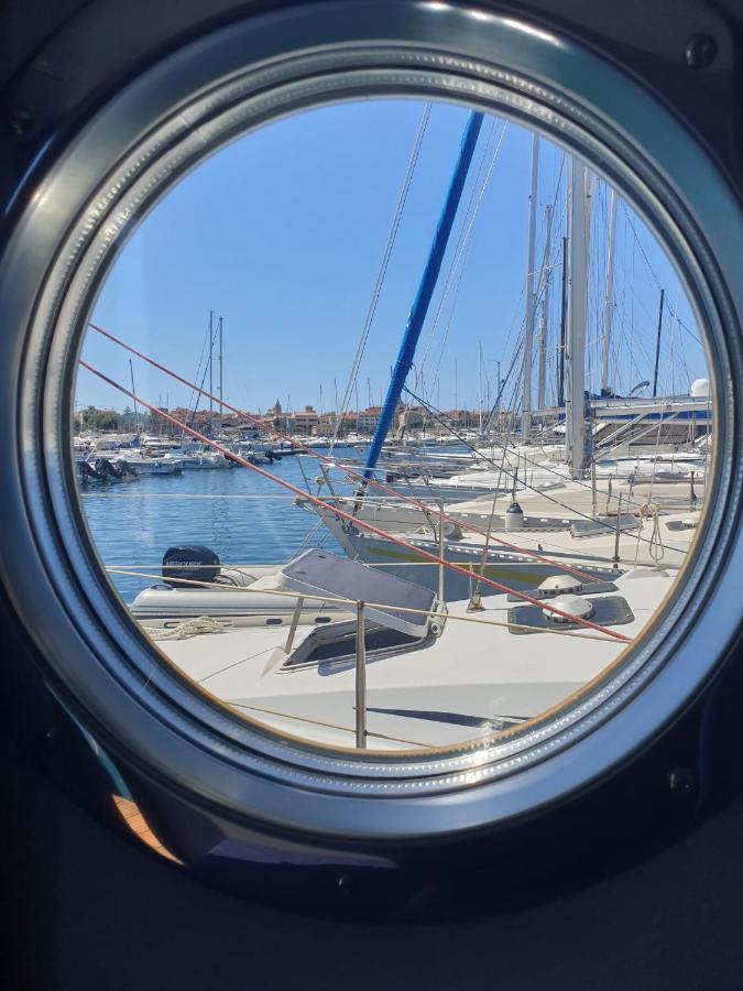 Botel Houseboat Seabreeze Alghero