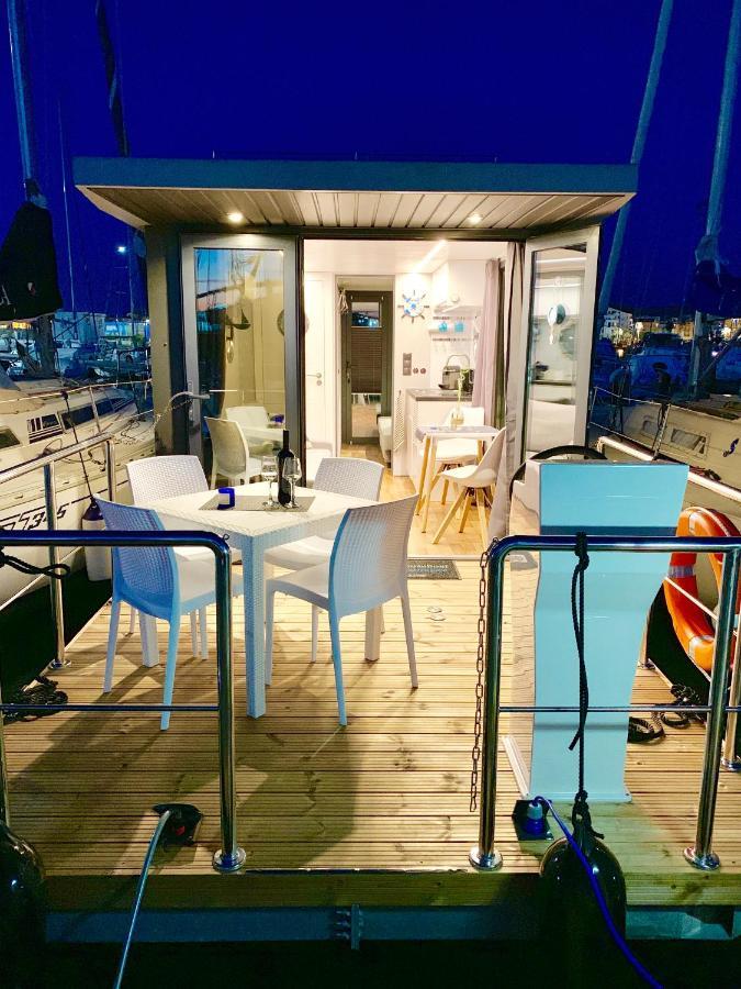 Botel Houseboat Seabreeze Alghero