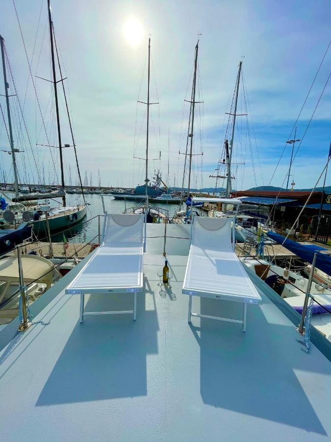 Houseboat Seabreeze *