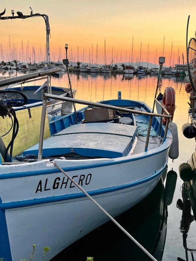 Houseboat Seabreeze Botel Alghero