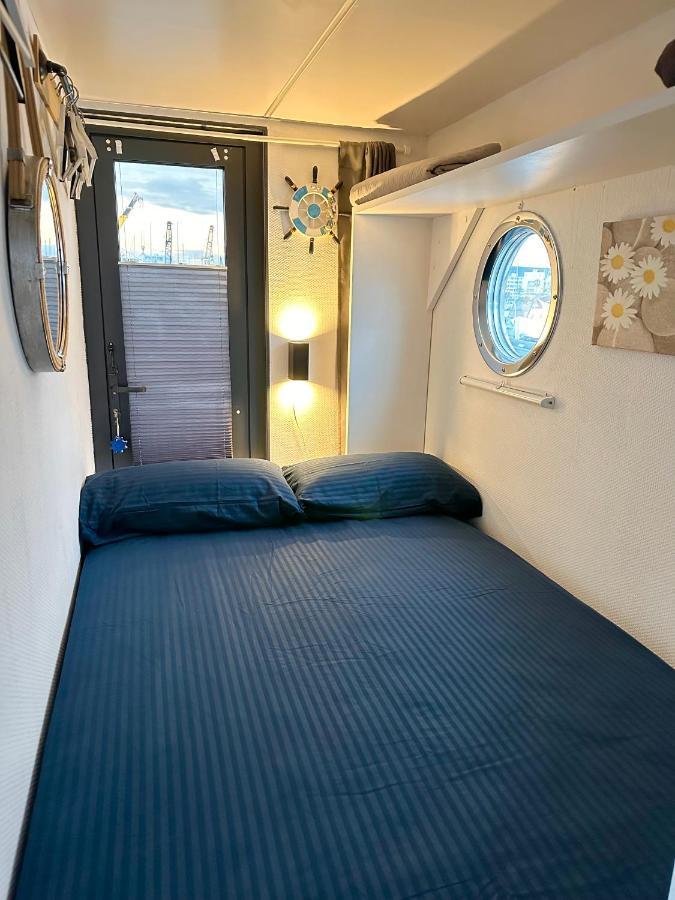 Houseboat Seabreeze *